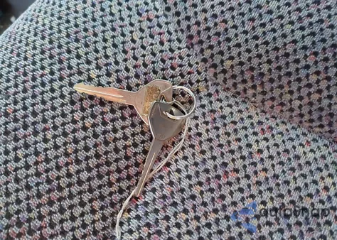 1999 Dodge Ram 1500 St from USA, damaged, VIN 3B7HC13Z9XG121514